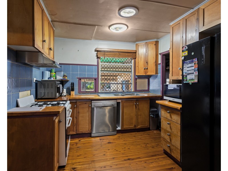 106 Kent Street, Oakey QLD 4401