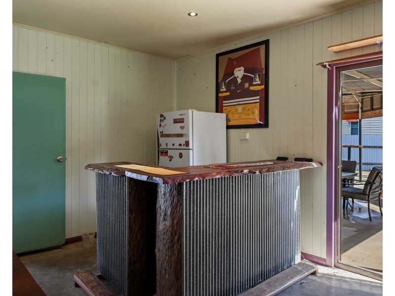 106 Kent Street, Oakey QLD 4401
