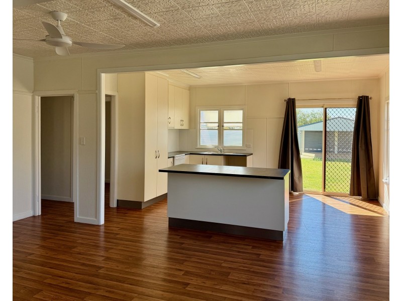 30 Main Street, Mount Tyson QLD 4356