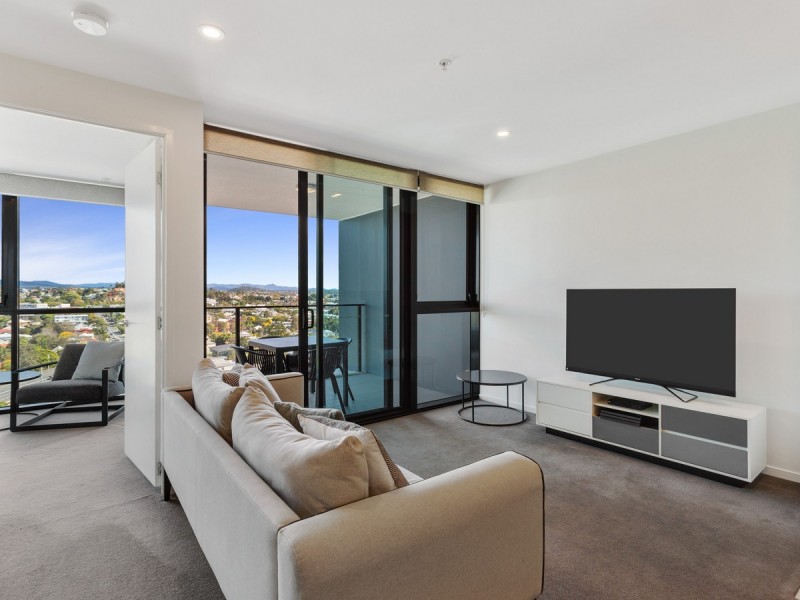 812/50-54 Hudson Road, Albion QLD 4010