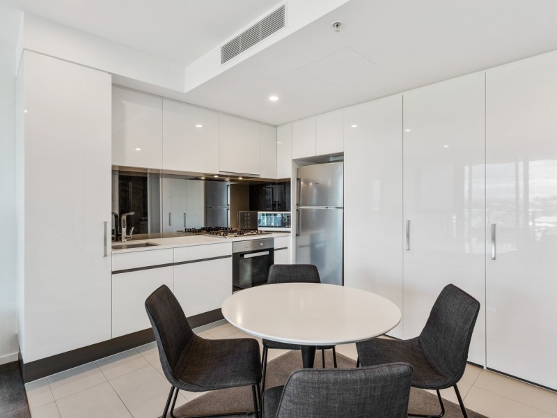 812/50-54 Hudson Road, Albion QLD 4010