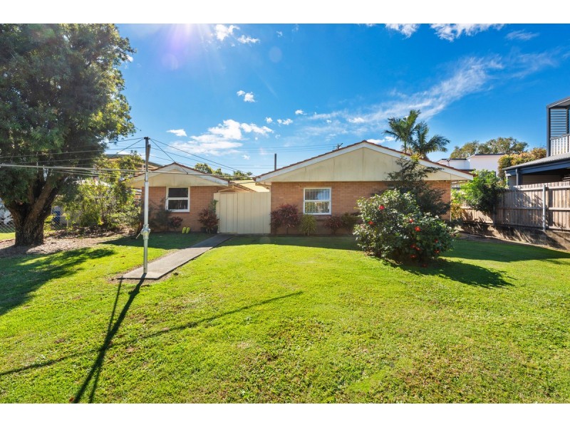 21 Ronmack Street, Chermside QLD 4032