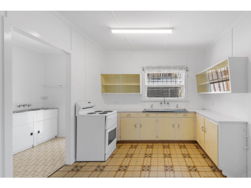 21 Ronmack Street, Chermside QLD 4032