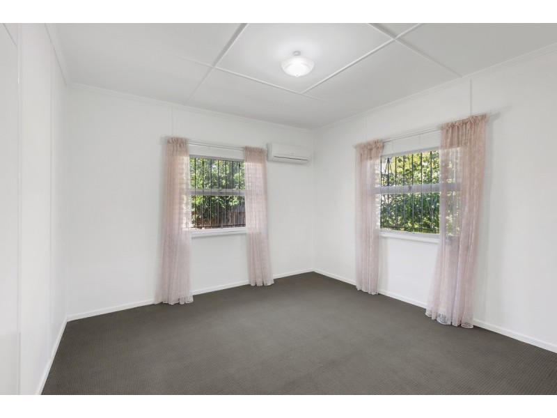 21 Ronmack Street, Chermside QLD 4032