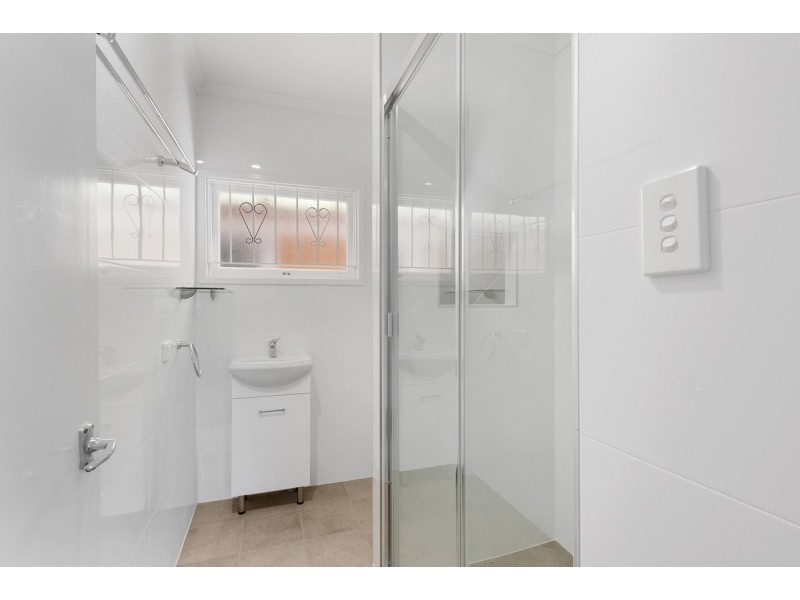 21 Ronmack Street, Chermside QLD 4032