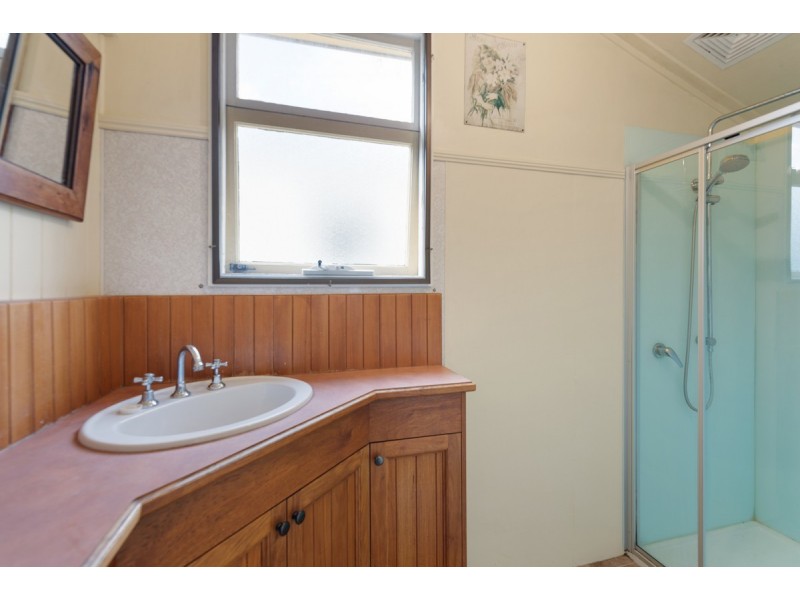 35 Jackson Street, Clayfield QLD 4011