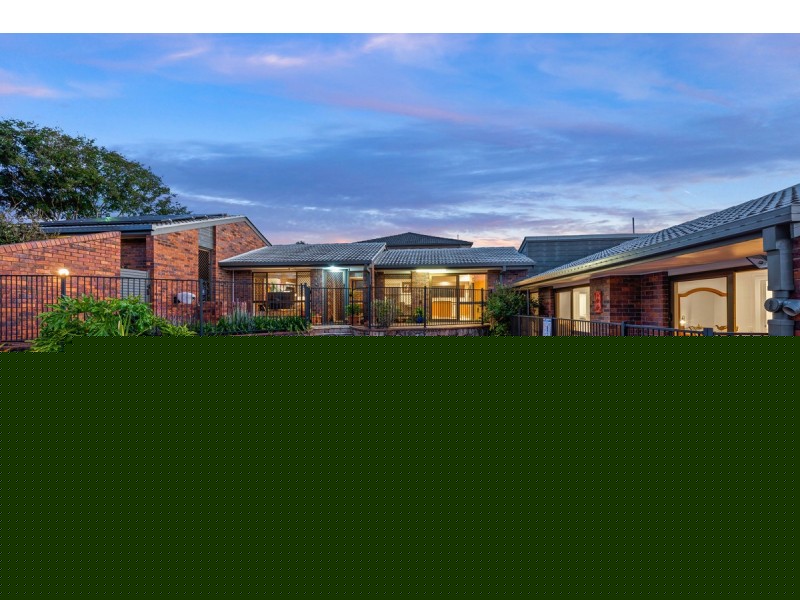 18 Falk Street, Stafford Heights QLD 4053