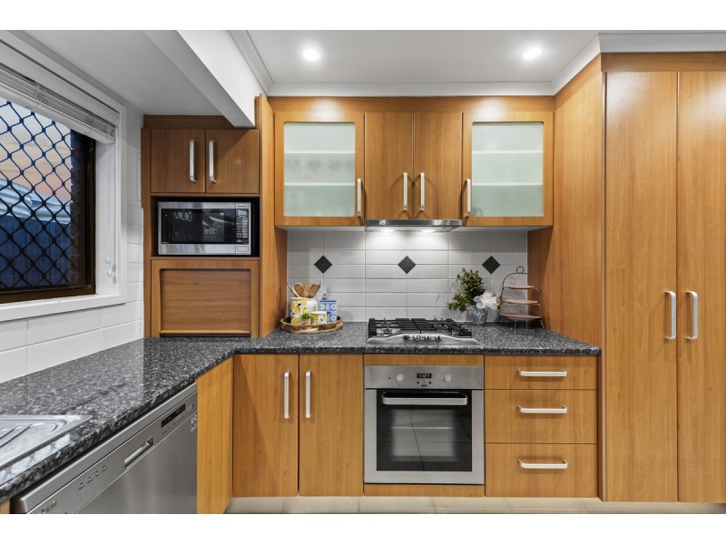 18 Falk Street, Stafford Heights QLD 4053