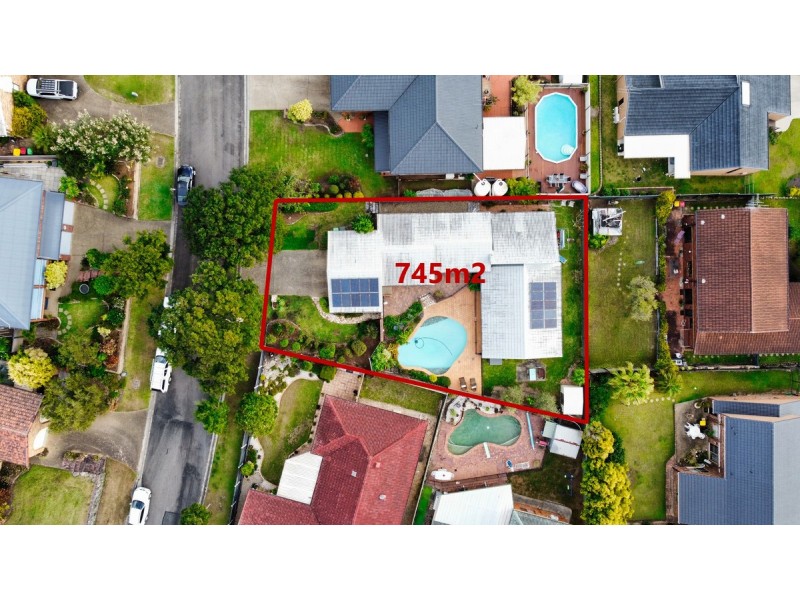 18 Falk Street, Stafford Heights QLD 4053