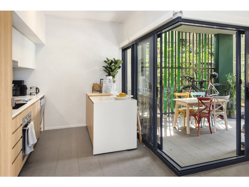 30/2-4 Garden Terrace, Newmarket QLD 4051