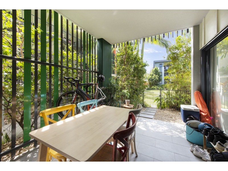 30/2-4 Garden Terrace, Newmarket QLD 4051