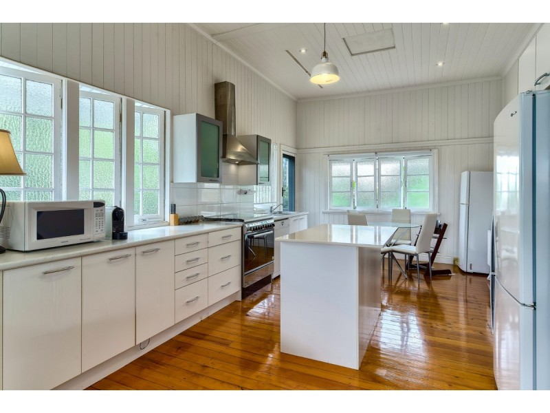 31 Bristol Road, Kedron QLD 4031