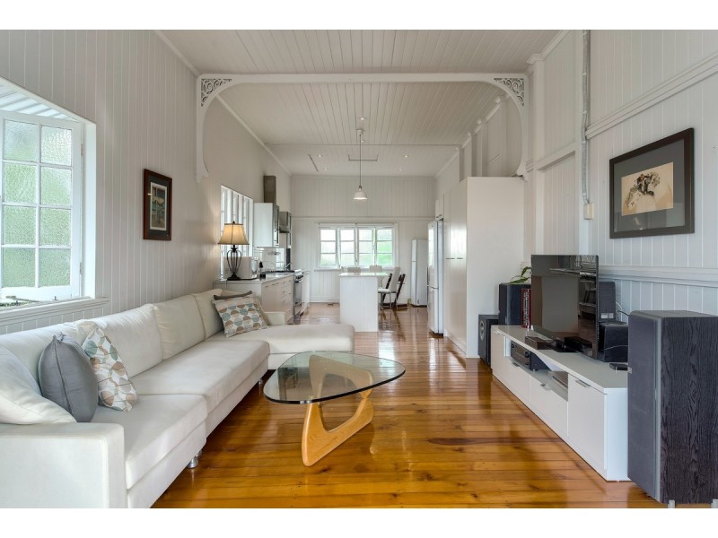 31 Bristol Road, Kedron QLD 4031