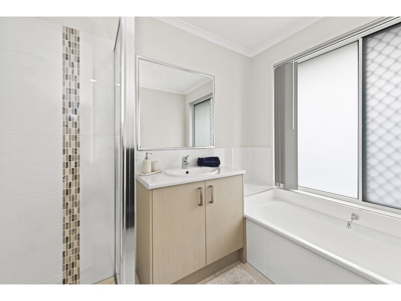 1/93 Greens Road, Griffin QLD 4503