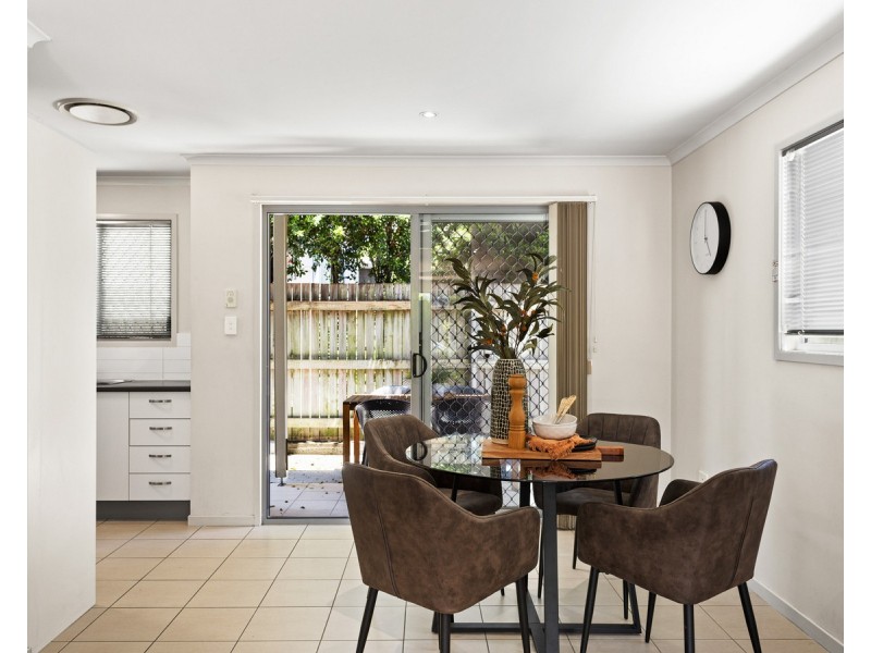 13 Sinclair Street, Moorooka QLD 4105