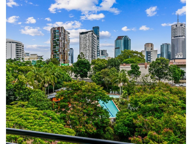 45/15 Goodwin Street, Kangaroo Point QLD 4169