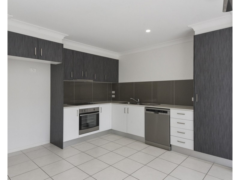 8/7 Armando Street, Alexandra Hills QLD 4161