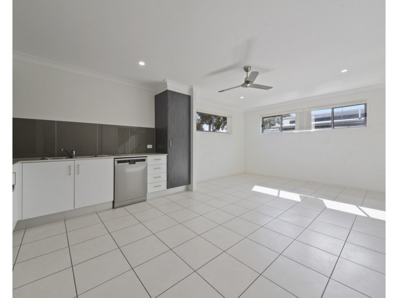 8/7 Armando Street, Alexandra Hills QLD 4161