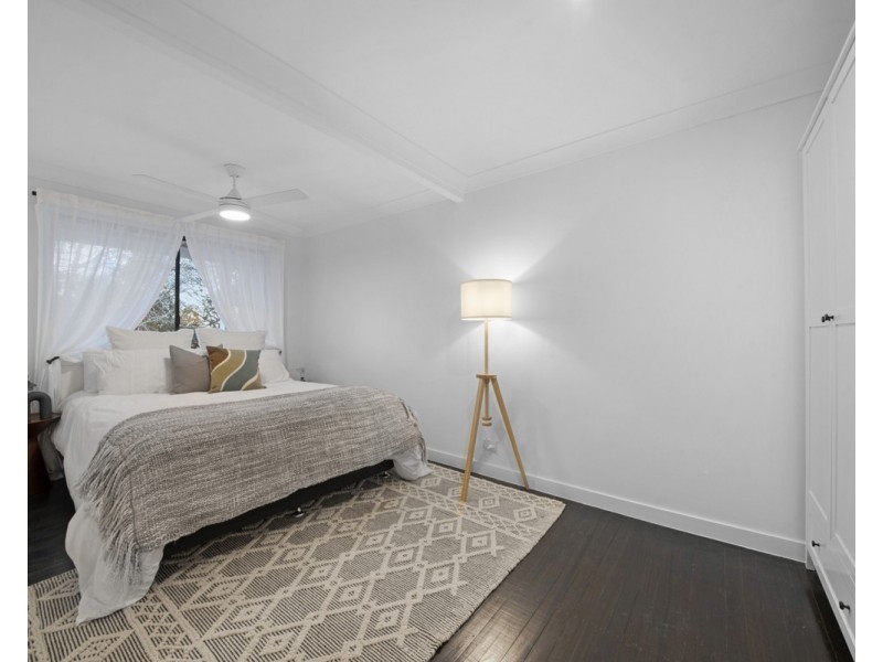 4 Kankool Street, Stafford QLD 4053