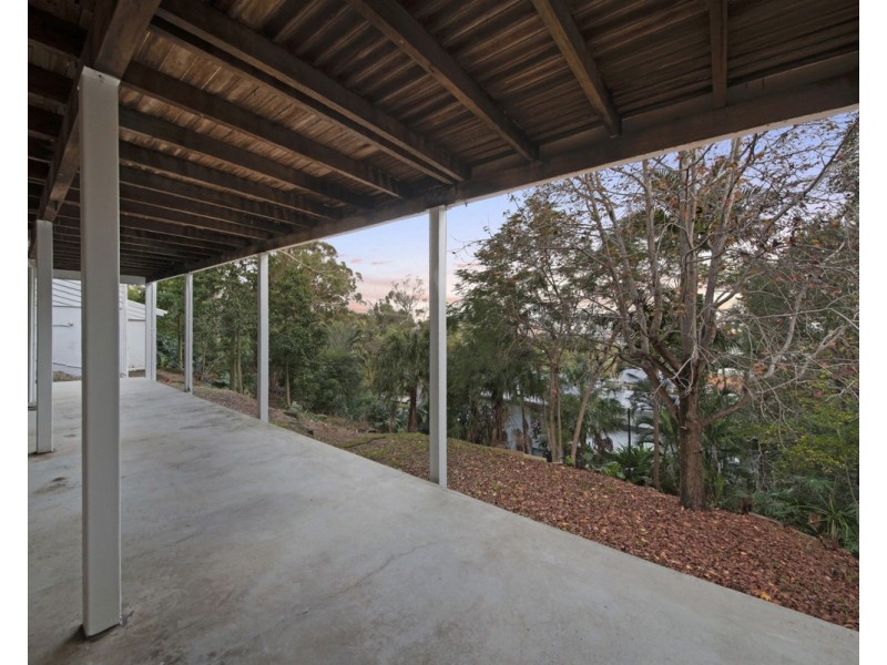 4 Kankool Street, Stafford QLD 4053