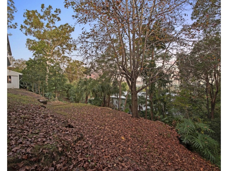 4 Kankool Street, Stafford QLD 4053