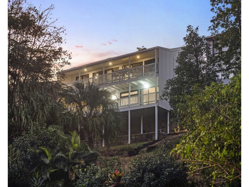 4 Kankool Street, Stafford QLD 4053