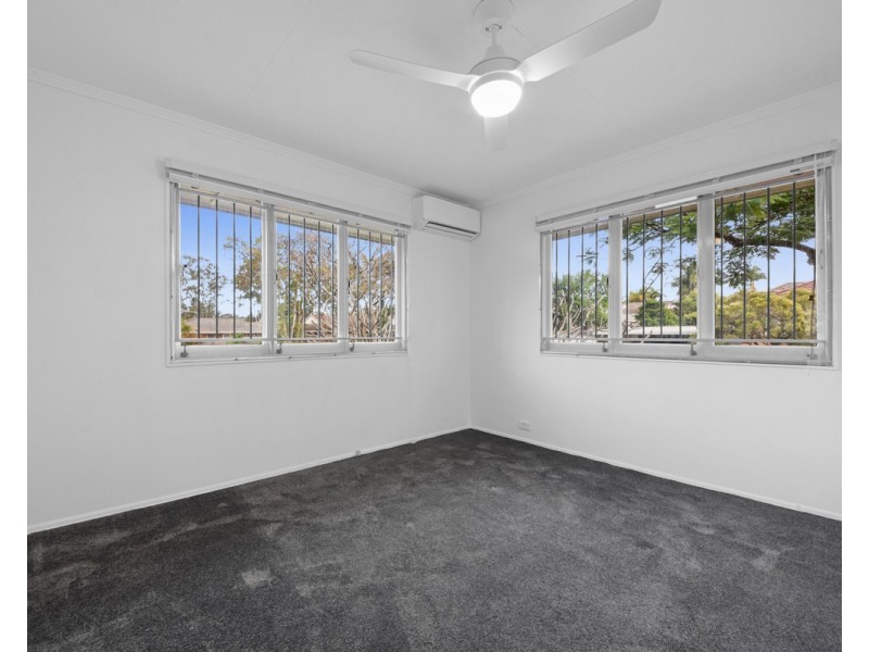 19 Ronmack Street, Chermside QLD 4032