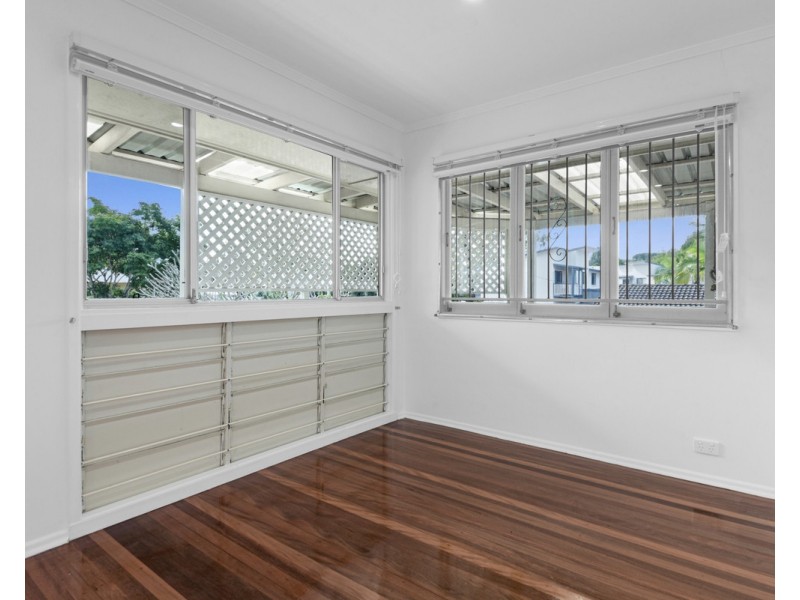 19 Ronmack Street, Chermside QLD 4032