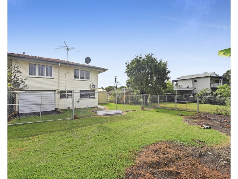 19 Ronmack Street, Chermside QLD 4032