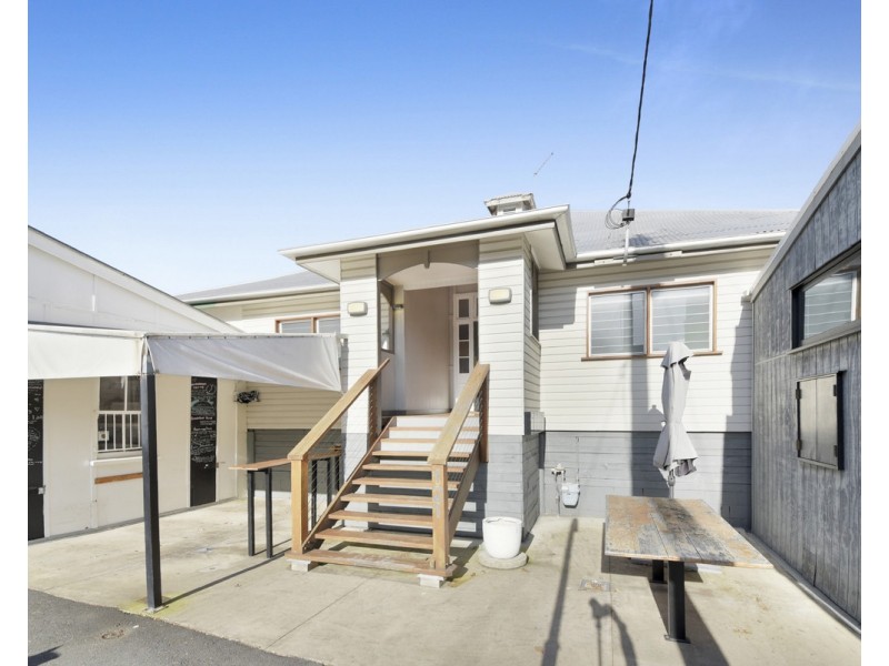 2/121 Merthyr Road, New Farm QLD 4005