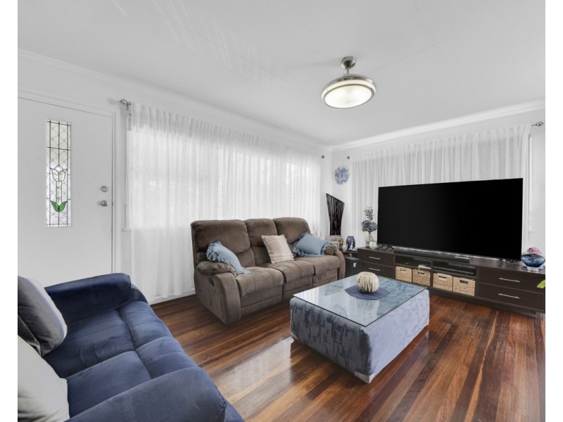 34-36 Station Street, Samford Village QLD 4520