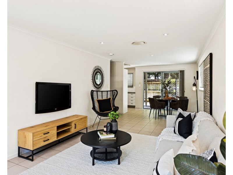 13 Sinclair Street, Moorooka QLD 4105