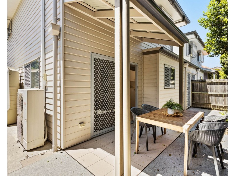 13 Sinclair Street, Moorooka QLD 4105