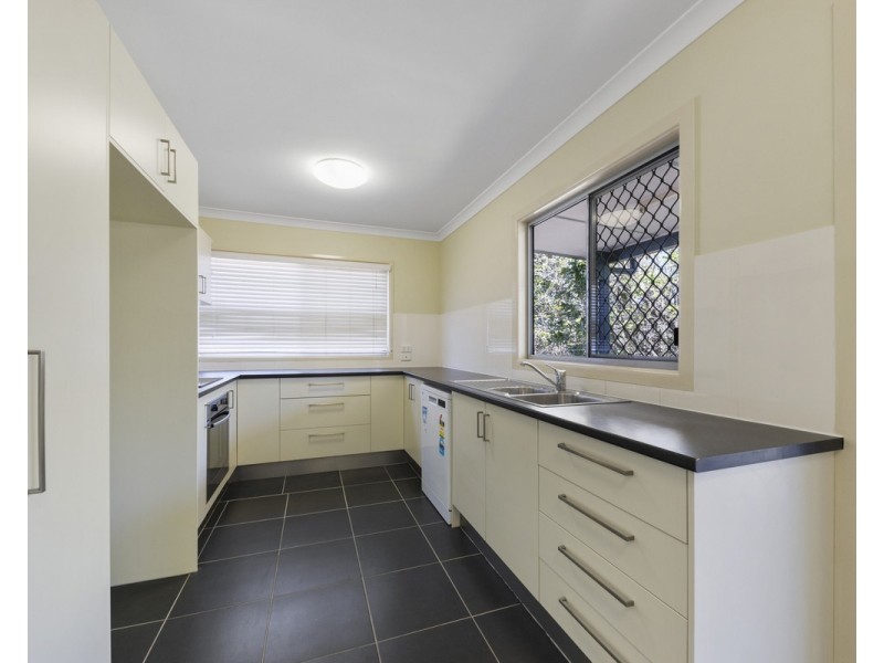 32 View Crescent, Arana Hills QLD 4054