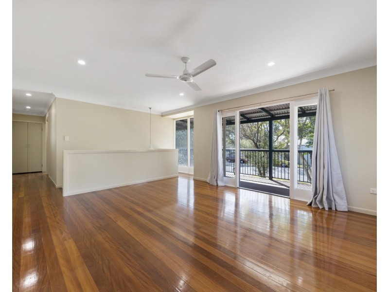 32 View Crescent, Arana Hills QLD 4054