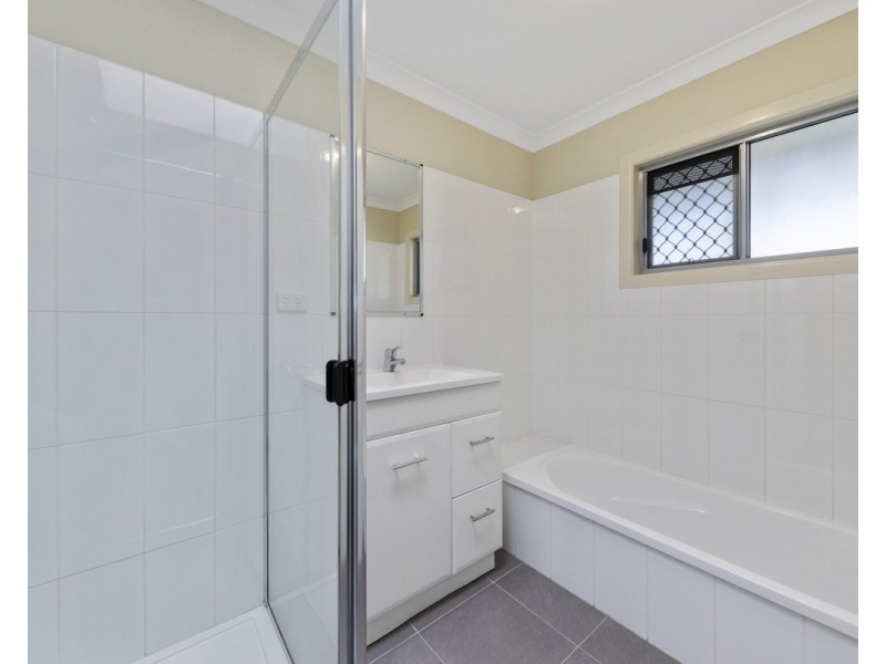 32 View Crescent, Arana Hills QLD 4054