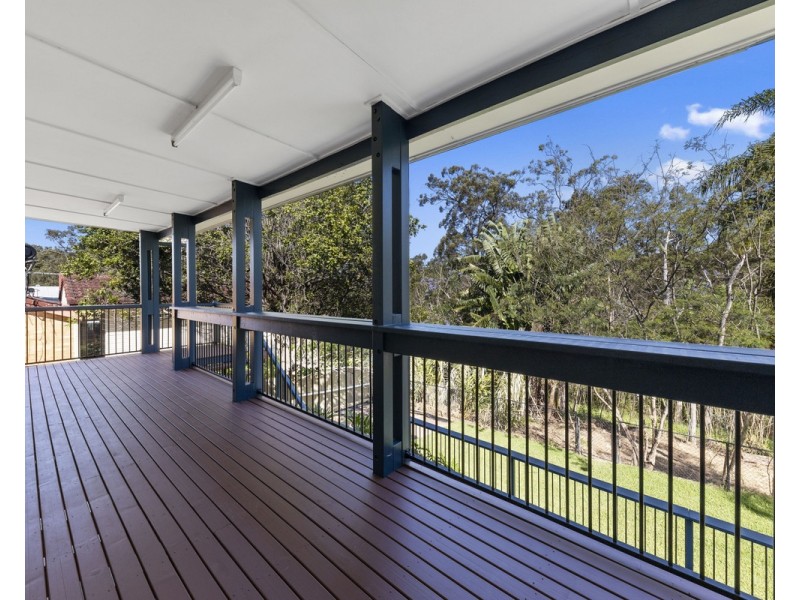 32 View Crescent, Arana Hills QLD 4054