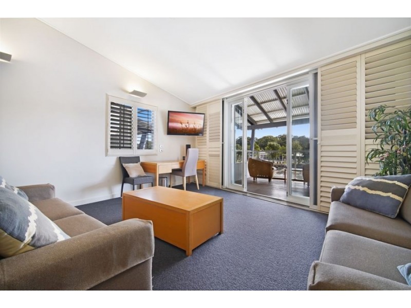 2003 Lagoon 1 Bed Apartment, South Stradbroke QLD 4216