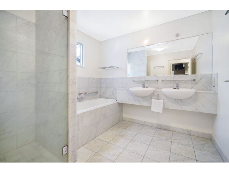 2003 Lagoon 1 Bed Apartment, South Stradbroke QLD 4216