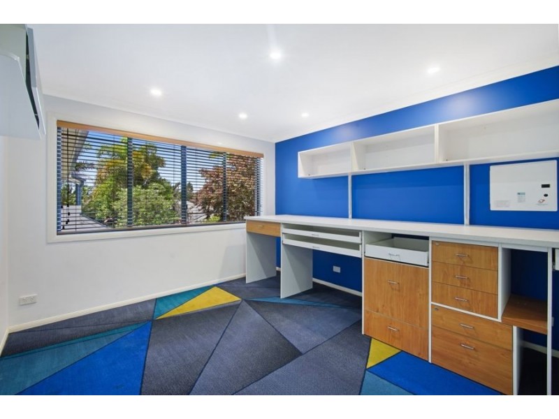 9 Drumbeat Place, Coomera Waters QLD 4209