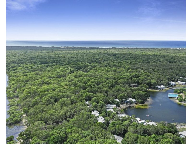 Villa 16 Island Street, Couran Cove Resort, South Stradbroke QLD 4216