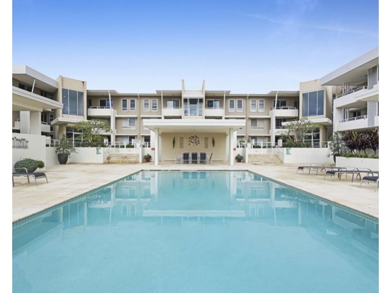 18 Parklake – 1 Lakefront Crescent, Varsity Lakes QLD 4227