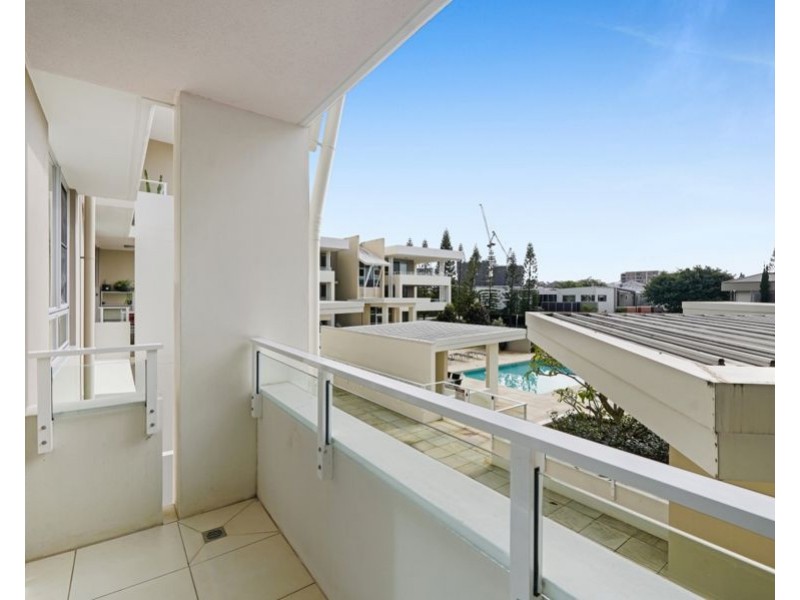 18 Parklake – 1 Lakefront Crescent, Varsity Lakes QLD 4227