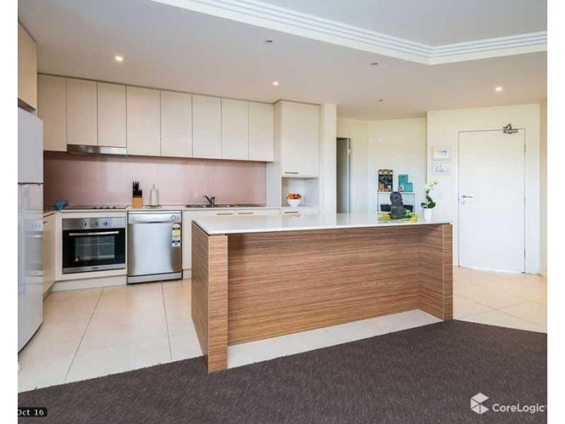 18 Parklake – 1 Lakefront Crescent, Varsity Lakes QLD 4227