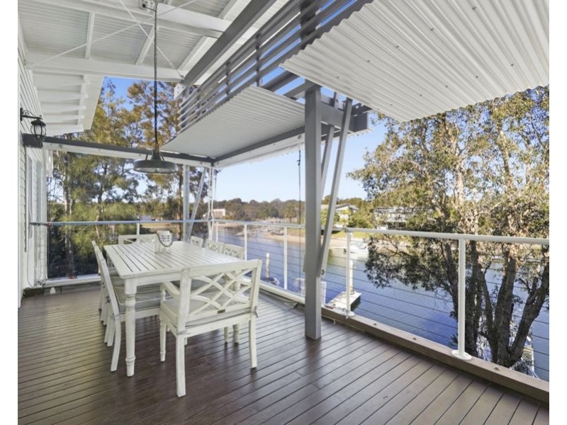 Villa 6 Island Street, Couran Cove, South Stradbroke QLD 4216