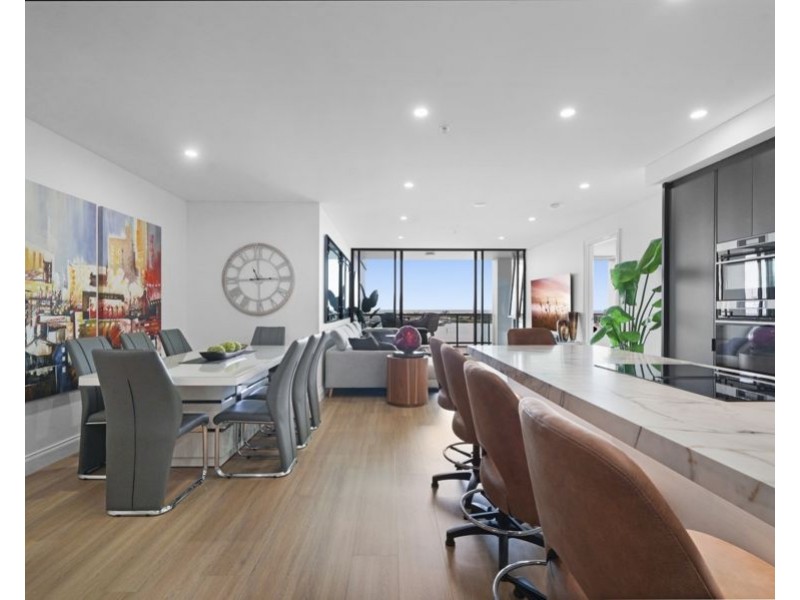 1301/1 Como Crescent, Southport QLD 4215