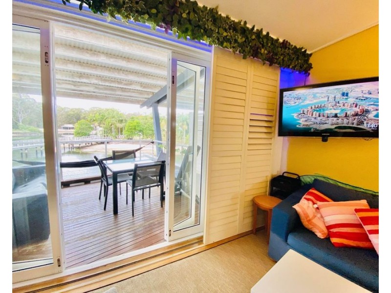 1307 Waterfront Studio Apartment Couran Cove Resort, South Stradbroke QLD 4216