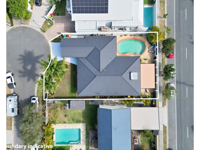 17 Constance Avenue, Mermaid Waters QLD 4218