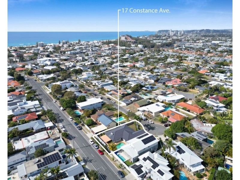 17 Constance Avenue, Mermaid Waters QLD 4218