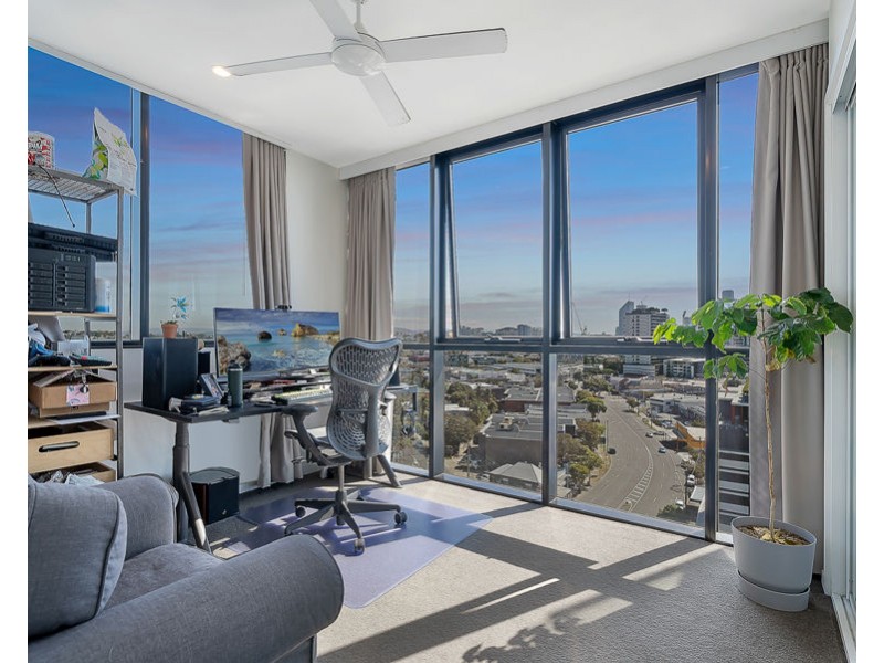 1203 148 Logan Road, Woolloongabba QLD 4102